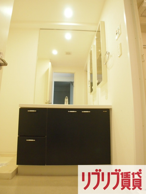 ウィルテラス千葉中央の独立洗面台