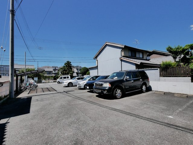 ミューム高円の駐車場|駐車場完備です