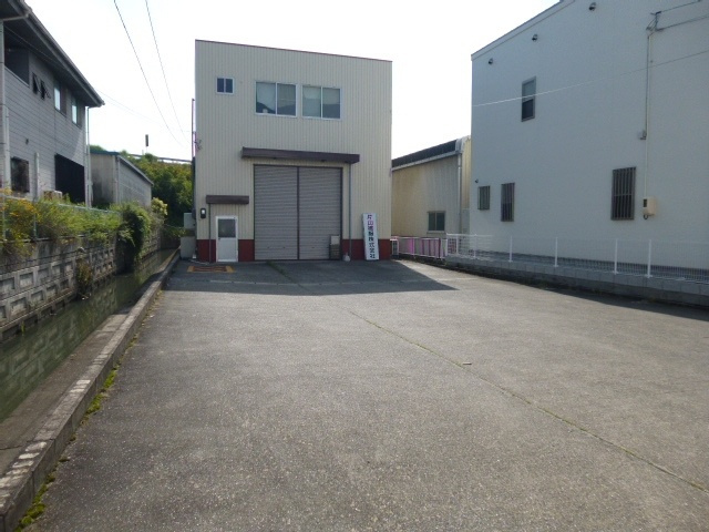 倉敷市中庄の工場の外観