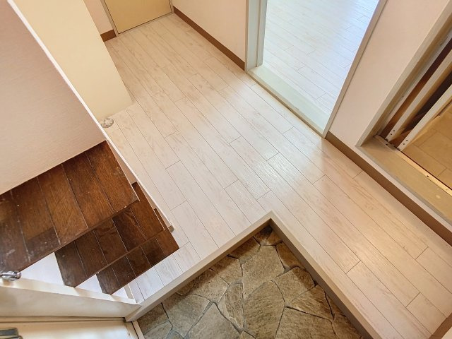 アップルハウス緑町Bの玄関|落ち着いた玄関です