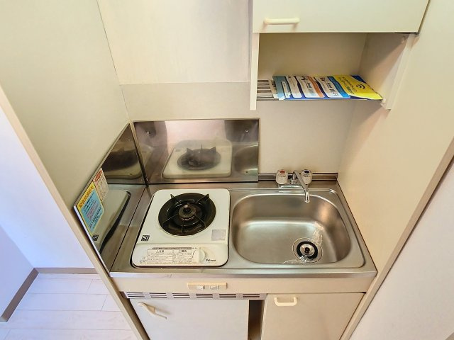 アップルハウス緑町Bのキッチン|キッチンでお料理をお楽しみください