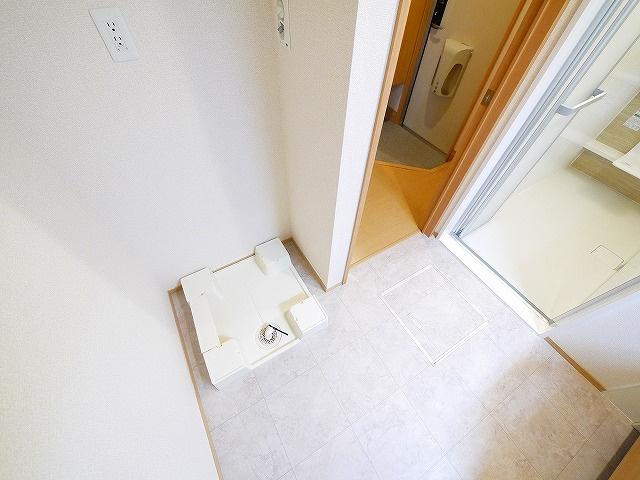 メルシーの設備|室内洗濯置き場