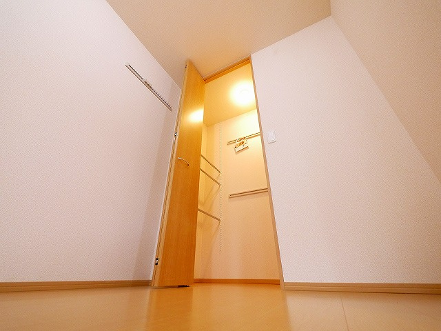 メルシーの収納|たっぷりとした収納スペースです