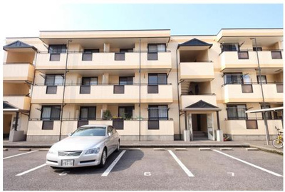 【外観】 | アンビション旭B棟 | 1建物外観　前面駐車場なので日当たり良好、大和ハウス施工