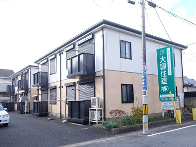 【外観】 | 【シャーメゾン】グランメール貝塚B | 建物外観　お洒落なツートンの外観です