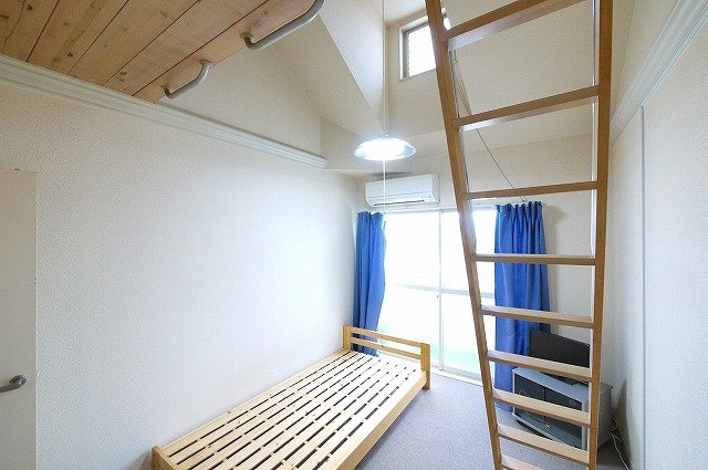 法蓮町第3マンションの洋室