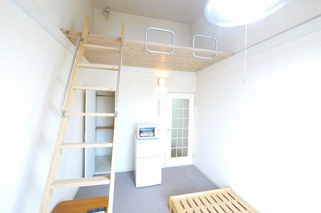 法蓮町第3マンションの洋室