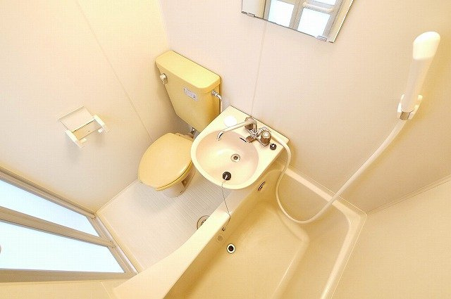 法蓮町第3マンションの浴室