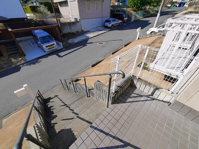 岡嶋メゾネットGのエントランス|エントランスです