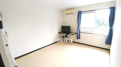 【居間・リビング】 | ウエスト | 2階はカーペット