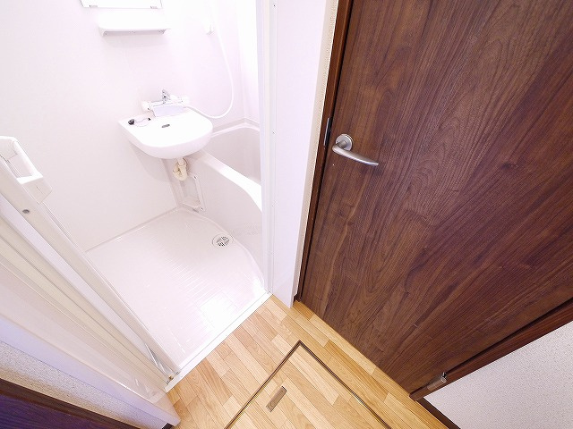 南紀寺ハイツの浴室