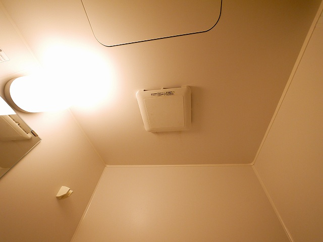 南紀寺ハイツのその他共用部分|お風呂には換気扇もついてます。