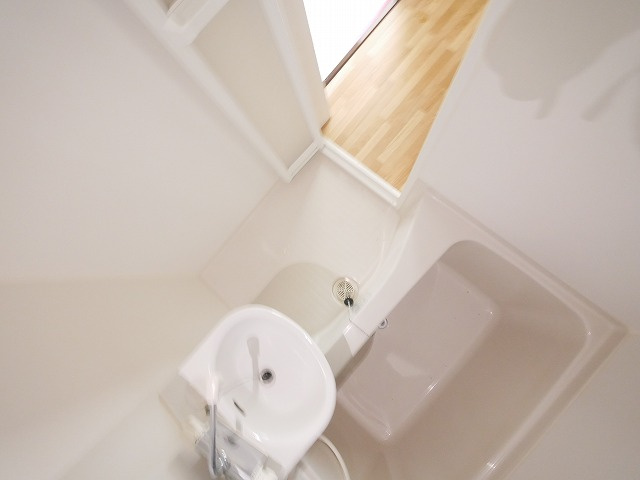 南紀寺ハイツの浴室|日々の疲れを癒すお風呂付です