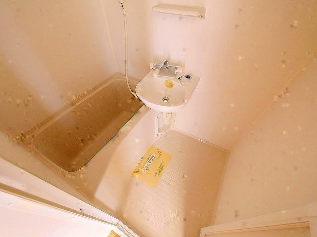 南紀寺ハイツの洋室|使い勝手のいい洋室です