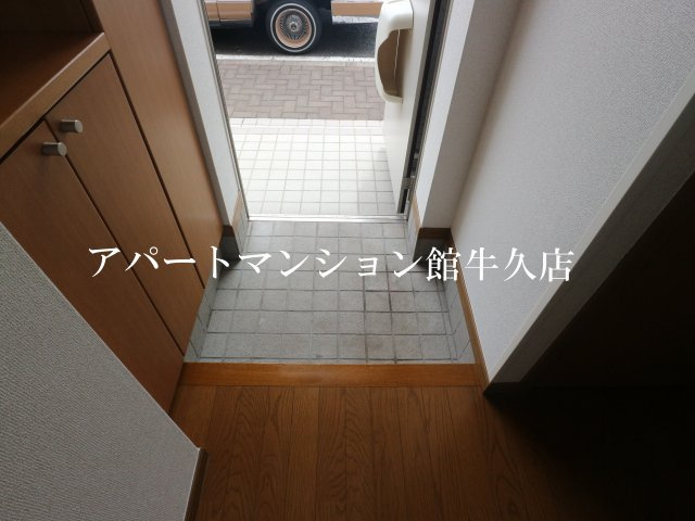ソレアードホソヤCの玄関