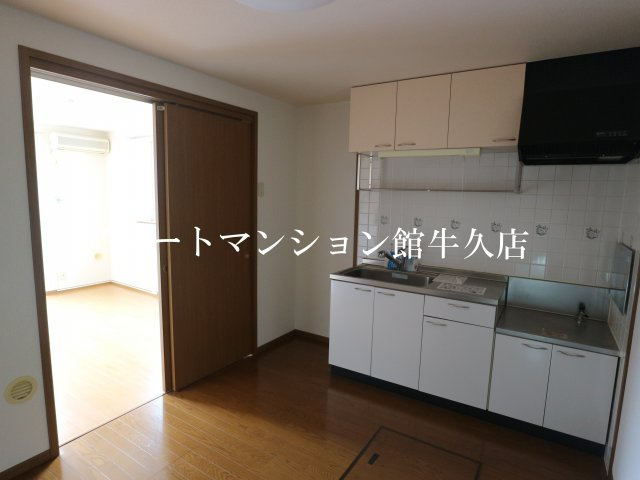 ソレアードホソヤCの洋室