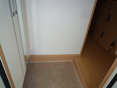 【玄関】 | ＣＯＭＯＤＯ楠３