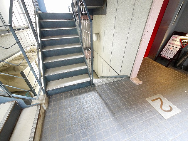 ききょう元町ビルのバルコニー