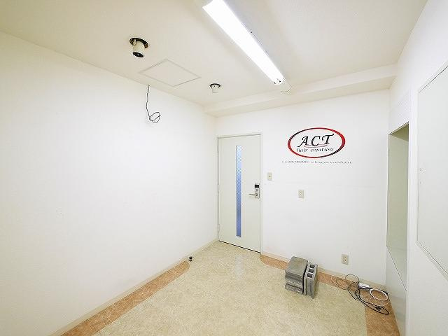 ききょう元町ビルのエントランス