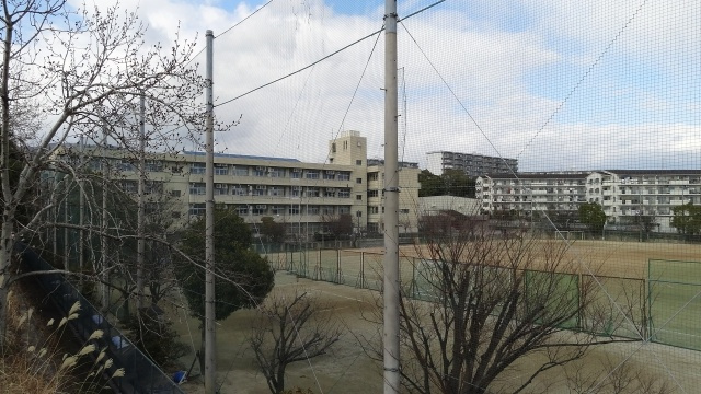 箕面市粟生外院４丁目ｂ土地　の周辺|箕面市立第６中学校