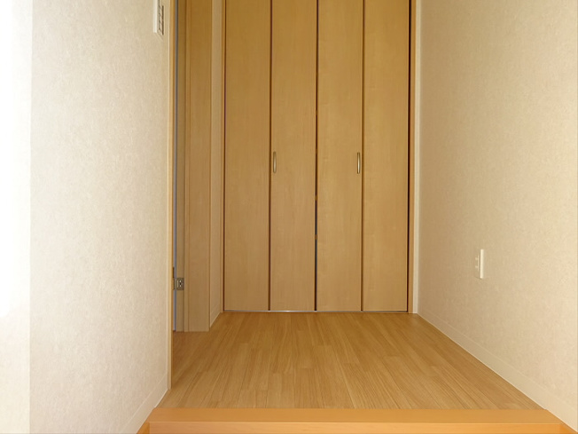 【玄関】 | サンクトいずみ