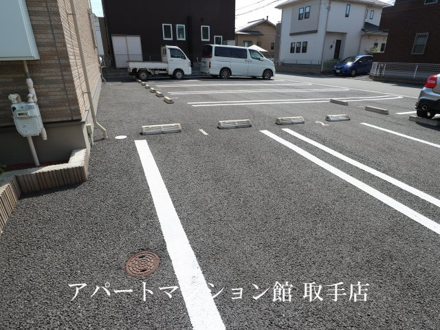 ハミングゆめみ野Ａの駐車場