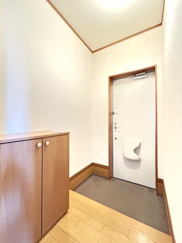 グランソレイユの玄関