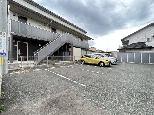 グランソレイユの駐車場