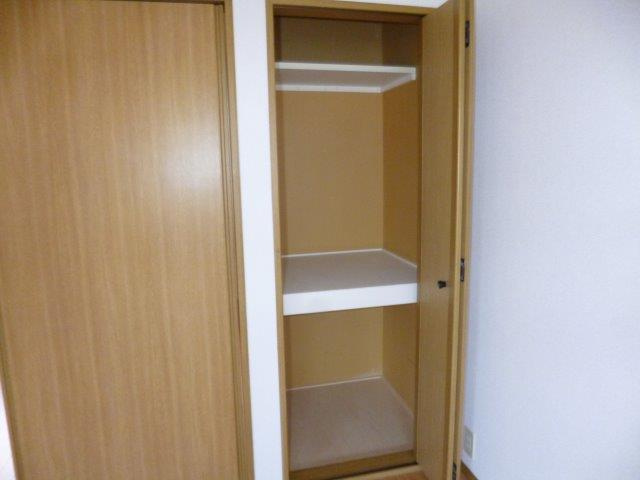 アブニール若宮の収納