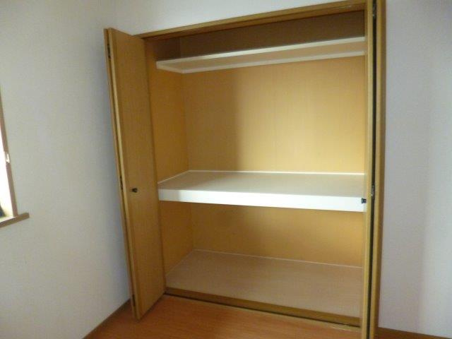 アブニール若宮の収納