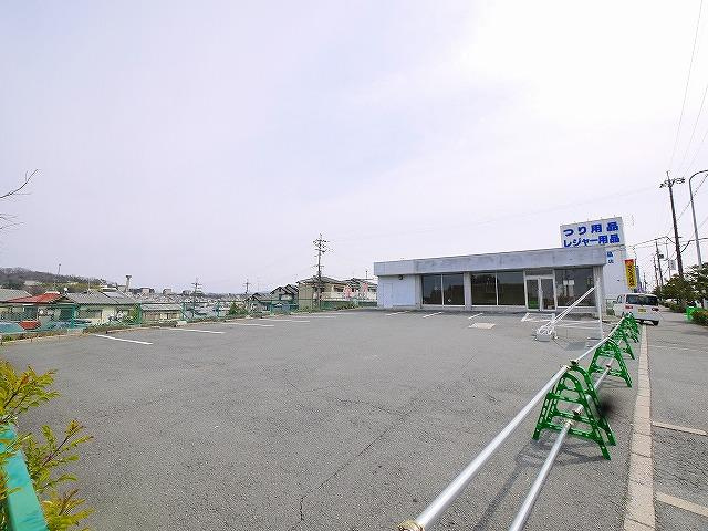 中山町貸店舗の駐車場
