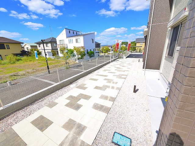 ルーナ・クレシェンテAのエントランス