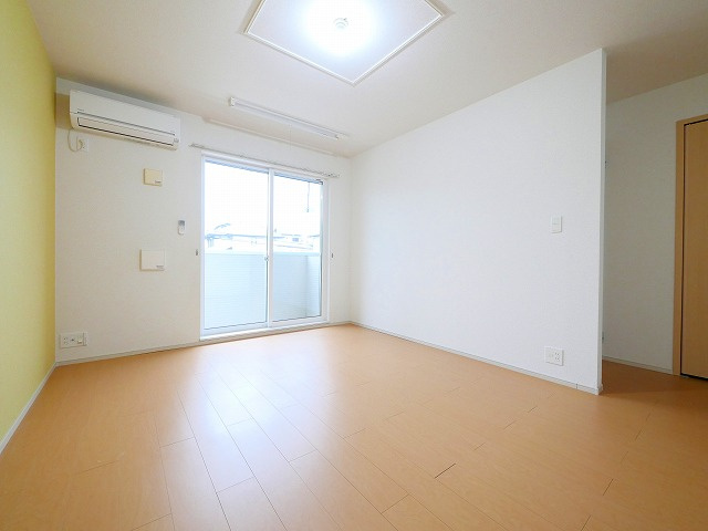 メゾン・ド・ユウの居間・リビング|リビングです