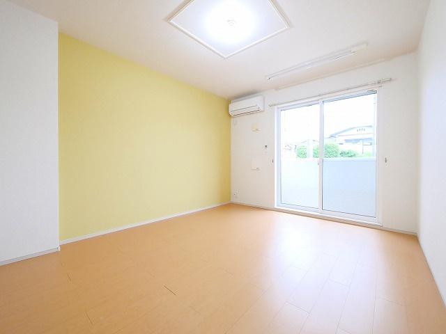 メゾン・ド・ユウの居間・リビング|使いやすいリビングです