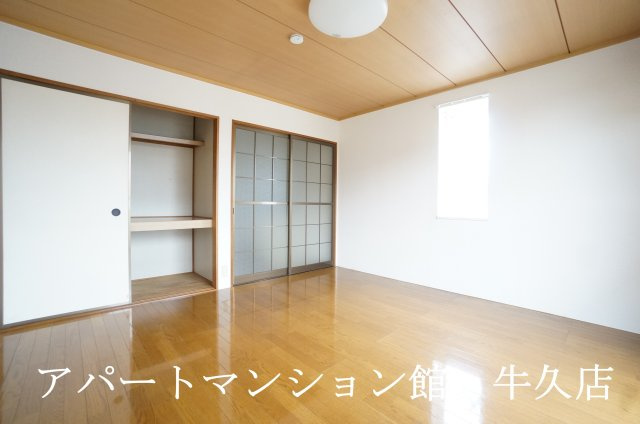 ライトハウスIの居間・リビング