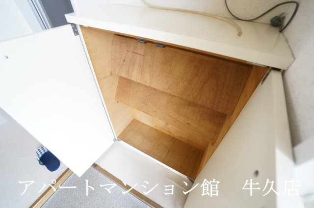 ライトハウスIの収納