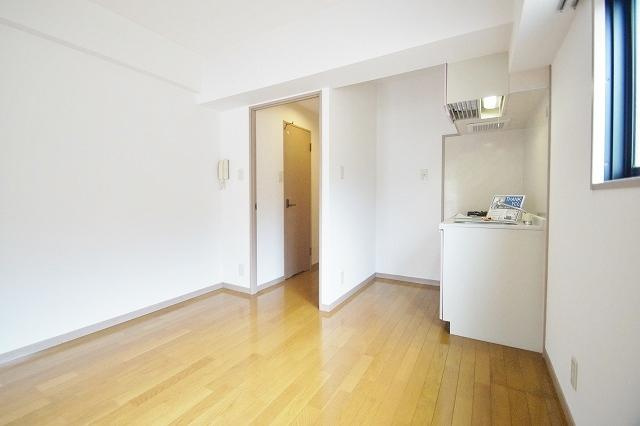 レクスタ平和の洋室|レクスタ平和（1DK）　洋室
写真は別号室タイプです