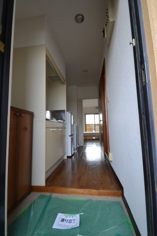 【玄関】 | ラ・セゾン石原