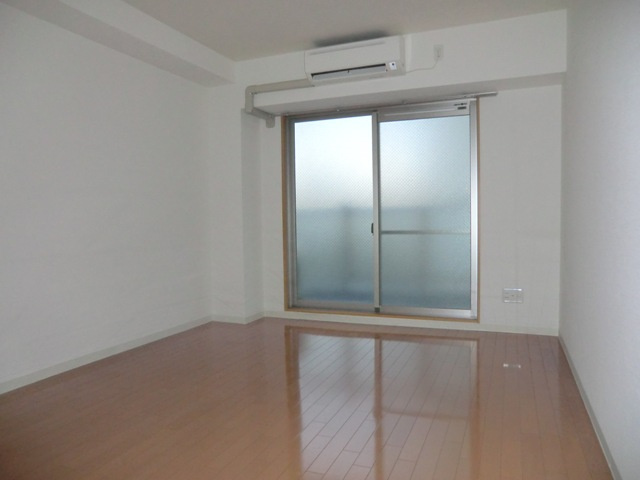 ウエストコート新大阪の寝室