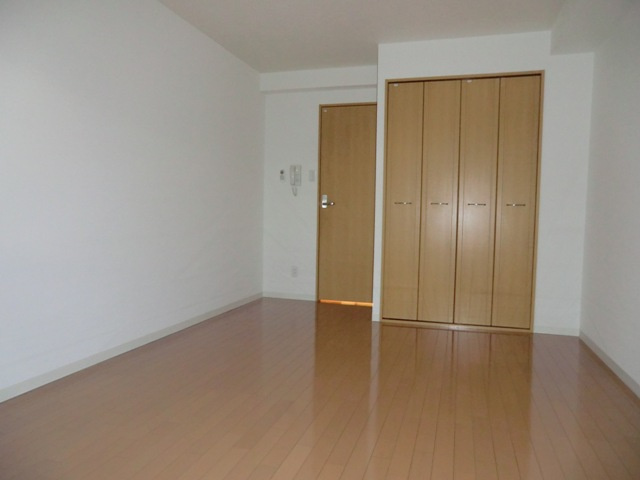 ウエストコート新大阪の洋室