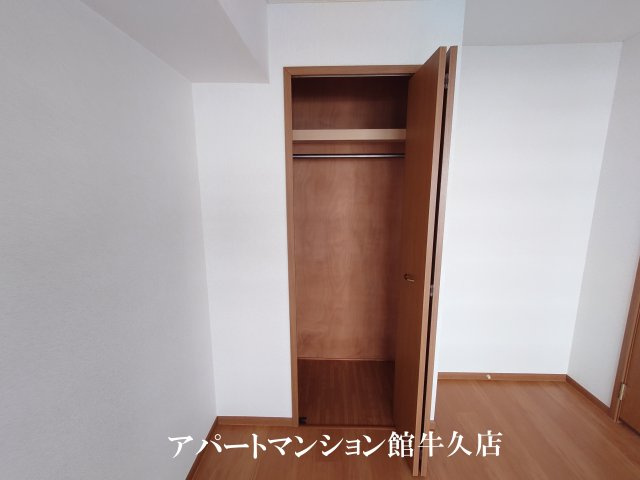モアエレガントの収納