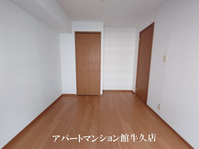 モアエレガントの寝室