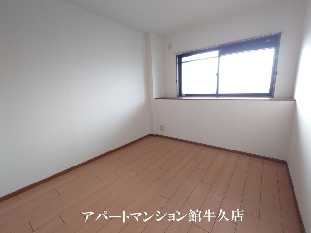 モアエレガントの内装