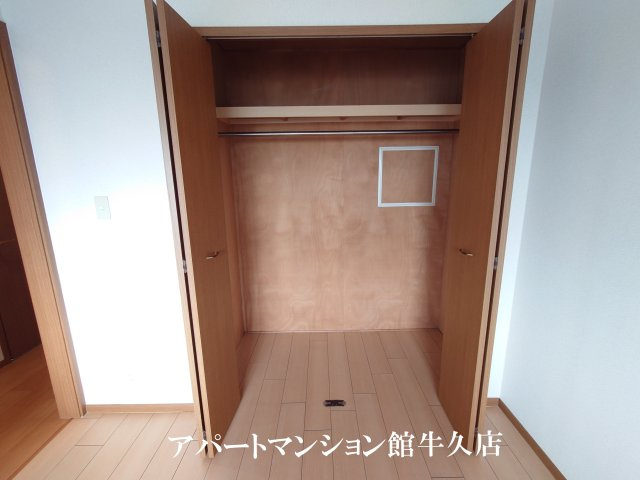 モアエレガントの収納