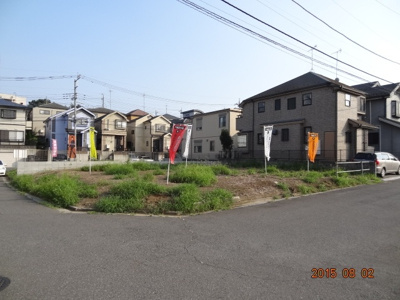 【前面道路含む現地写真】 | さいたま市緑区松木1丁目　売地全2区画