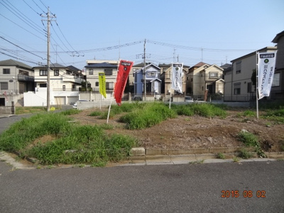 【前面道路含む現地写真】 | さいたま市緑区松木1丁目　売地全2区画