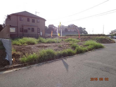 【前面道路含む現地写真】 | さいたま市緑区松木1丁目　売地全2区画