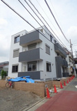 ラリス　ローランドの画像