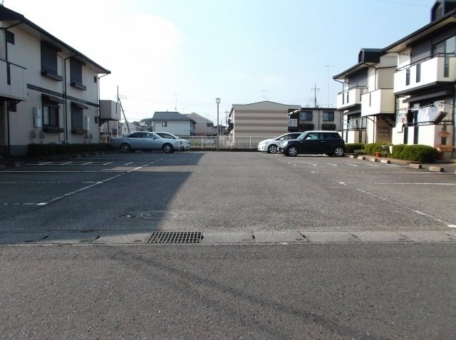 【駐車場】 | ハイツルミエール Ａ