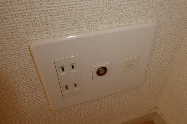 レジデンス上東の設備|ＴＶジャック・電話モジュラー